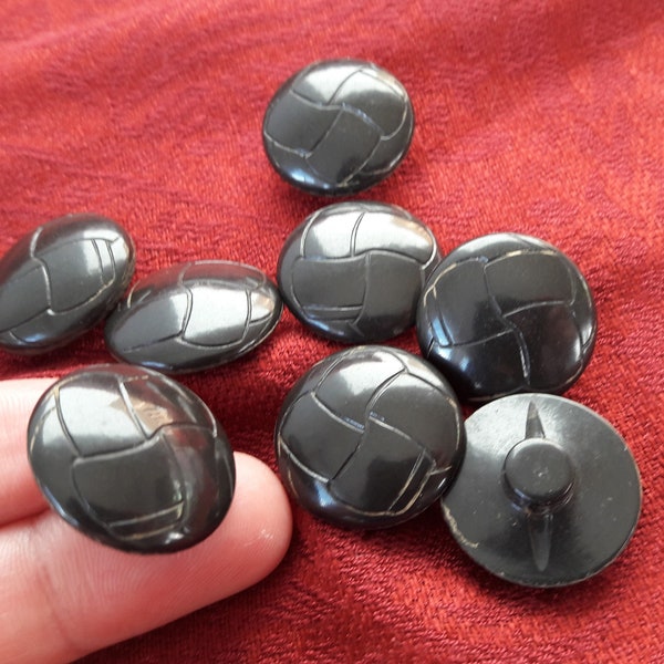 black bakelite buttons, set of 8, 22 mm, 1 inch, mid-century vintage buttons for coat or cardigan