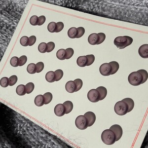 carta con bottoni in vetro viola satinato, set da 24, piccoli 7 mm 1/4 di pollice, elegante cristallo austriaco fatto a mano, piccoli bottoni per pizzo o decorazione