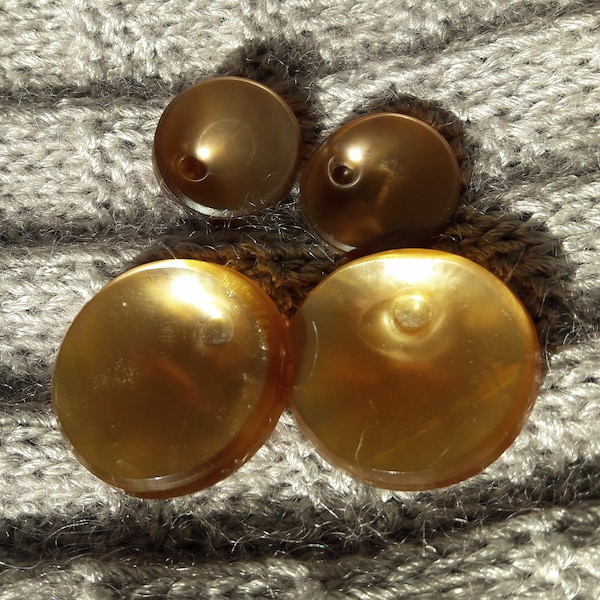 Pearly buttons; lot of 4; 20mm 28mm,  3/4 inch, 1 1/8 inch, vintage statement buttons with summer look