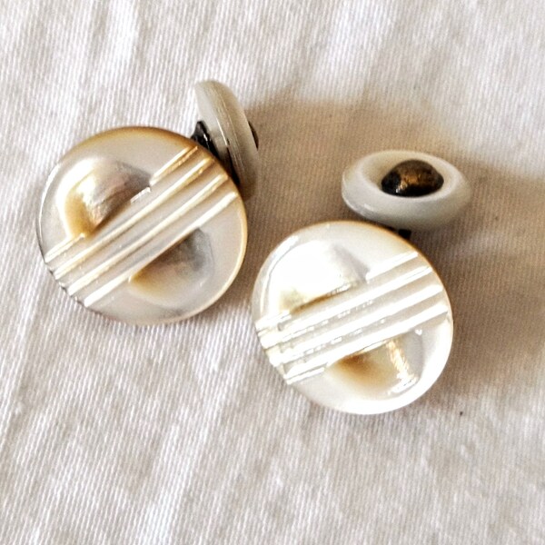 mother of pearl cufflinks made of antique buttons, 30th Anniversary Gift, 18mm 3/4 inch, chain connection, refurbished white pearl buttons