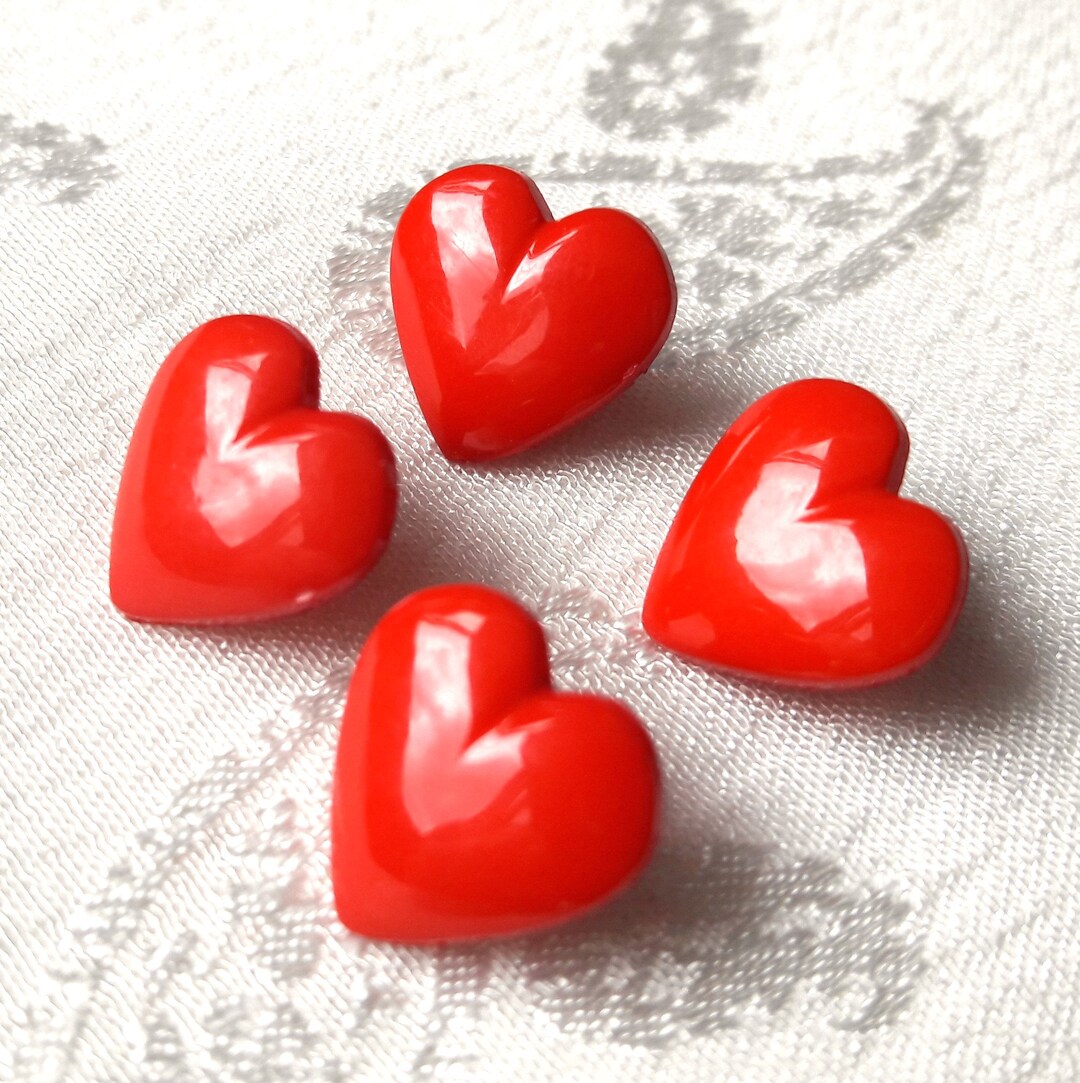 Small Red Heart Buttons, Set of 38, 12mm & 13mm, 1/2 Inch, Cute ...