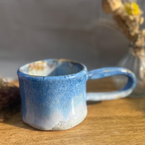 Handgetöpferte Keramik Tasse Blau – Espresso Becher mit Henkel – Studio Keramik – handmade pottery mug – blaue Glasur – Kaffee Tasse