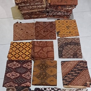 traditional indonesian batik tulis | combined cap Hand-drawn batik | order to get random chocolate/brown batik colours | affordable/cheap