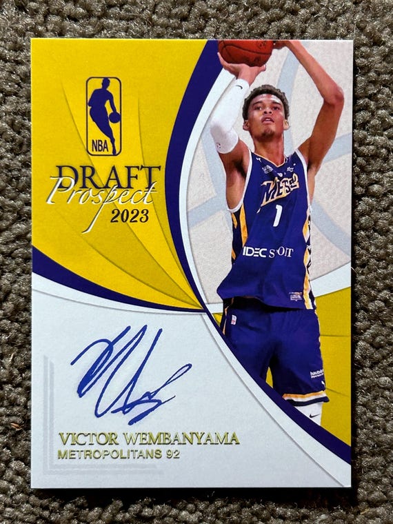 Victor Wembanyama 8 Card. 2023 Facsimile Autograph Rookie Custom