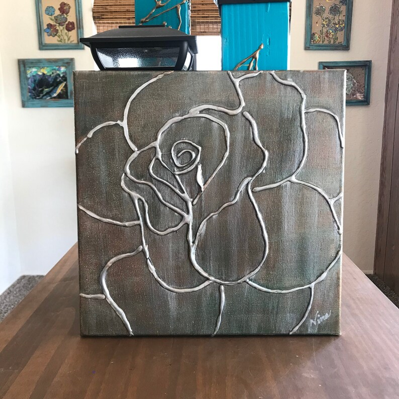 Flower hot glue gun acrylic paint metal tin flower rose Combination Art