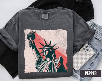 Resist Shirt Statue of Liberty Tshirt, Resist T Shirt Women, Resist Tshirt for Feminist Gift, Resist T-Shirt, Resist Tee for Feminist Shirt