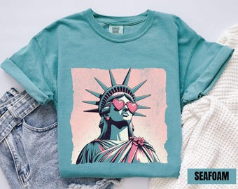 Resist Shirt Statue of Liberty Tshirt, Resist T Shirt Women, Resist Tshirt for Feminist Gift, Resist T-Shirt, Resist Tee for Feminist Shirt