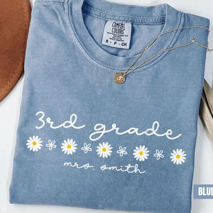 Third Grade Teacher Shirt, Back To School Cute 3rd Grade Teacher Tee, Grade Level Teacher Appreciation TShirt, Elementary School Gift