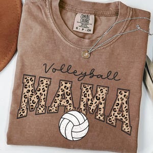 Volleyball Mom Shirt, Comfort Colors® Volleyball Mom Retro T-shirt, Volleyball Mama Tee, Mothers Day Volleyball Team Mama Tshirt Gift