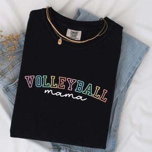 Volleyball Mom Shirt, Comfort Colors® Volleyball Mom Retro T-shirt, Volleyball Mama Tee, Mothers Day Volleyball Team Mama Tshirt Gift