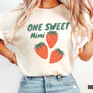 Mimi Shirt, Comfort Colors® Grandma T-Shirt, Gift For Grammy, Retro Mimi T-shirt, Lovely Mimi Tee, Mothers Day Gift, Mimi Strawberry Tee