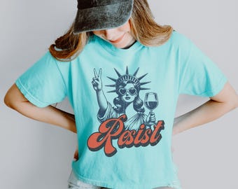 Resist Shirt Statue of Liberty Tshirt, Resist T Shirt Women, Resist Tshirt for Feminist Gift, Resist T-Shirt, Resist Tee for Feminist Shirt
