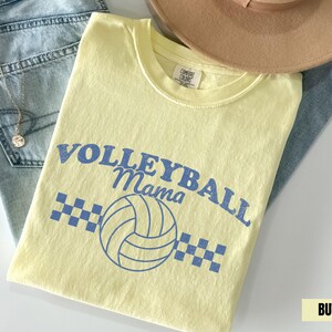 Volleyball Mom Shirt, Comfort Colors® Volleyball Mom Retro T-shirt, Volleyball Mama Tee, Mothers Day Volleyball Team Mama Tshirt Gift