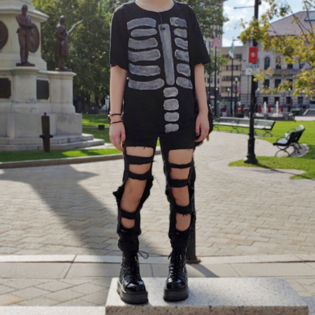 Custom Painted Rib Cage Shirt - Etsy