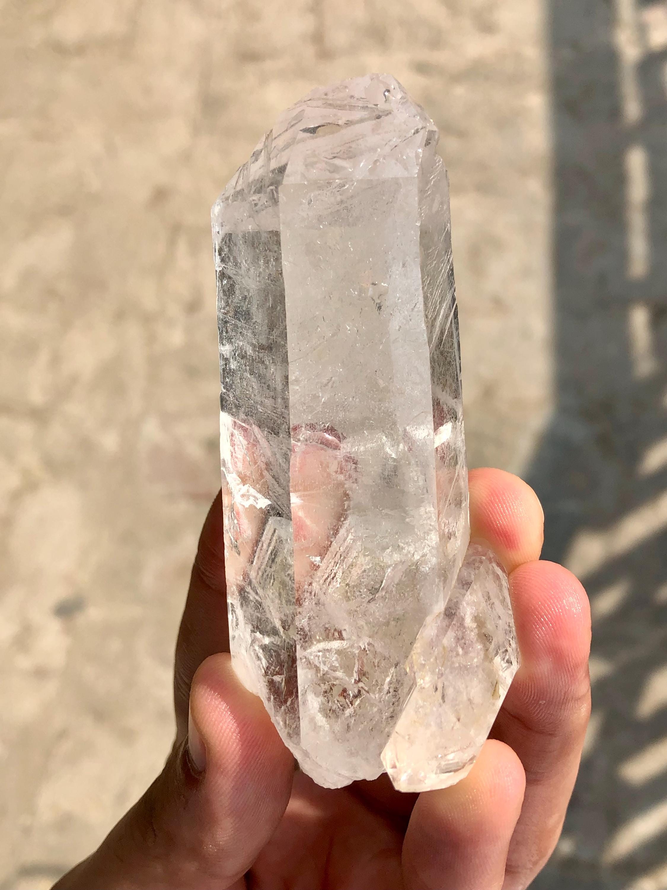 パキスタン、スカルドゥ鉱山産の透明な水晶 - Etsy 日本