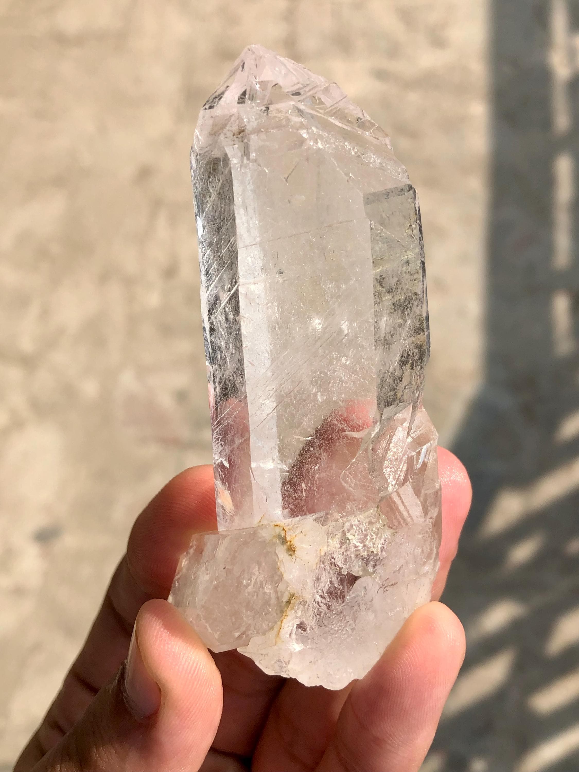パキスタン、スカルドゥ鉱山産の透明な水晶 - Etsy 日本