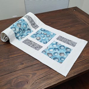 Hand Quilted Christmas Table Runner: Winter Ornament Decor