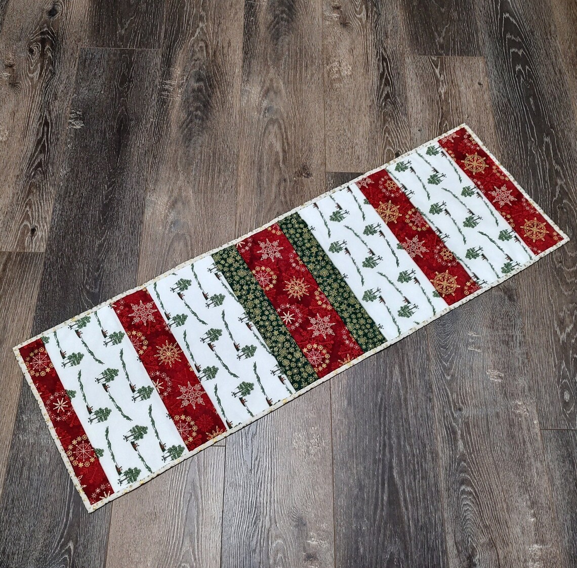 Reversible Quilted Cajun Christmas Table Runner, Winter Table Topper ...
