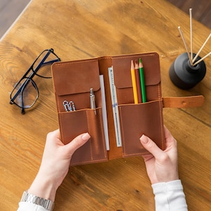 Leather pen case organizer, Leather pencil pouch, Leather pen holder, Pencil organizer leather, Artist case, Fountain pen case leather