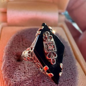 Stunning 14kt Onyx Art Deco Ring