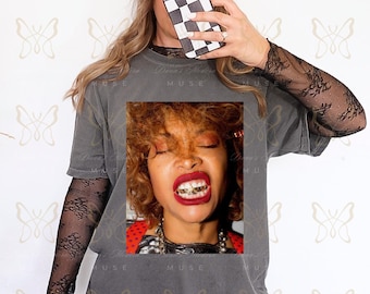 Erykah Badu Concer T-Shirt |Iconic Grillz Look|  Vintage Soul Tee