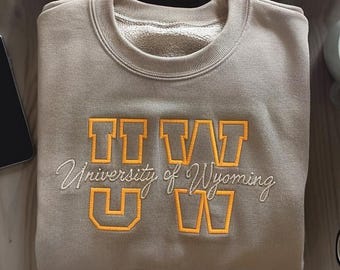 Custom Embroidered University Sweatshirt: Personalized College Apparel