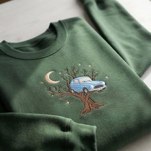 Broderad Weasley-biltröja, vintageblå biltröja, Halloweenpresent, förtrollad biltröja, flygande blå biltröja