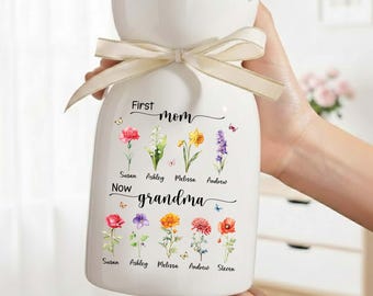 Personalized First Mom Now Grandma Flower Vase, Birth Month Flower Vase with Grandkids Name, Grandma Gift, Mothers Day Gift