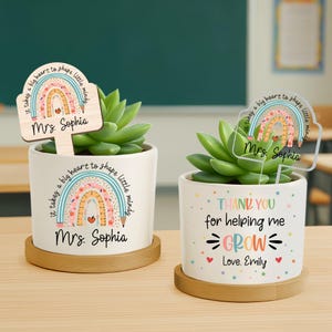 Personalized Appreciation Teacher Plant Pot, Flower Pot For Teacher, Gift for Teacher, Thank You For Helping Me Grow, Custom Plant Pot Gifts