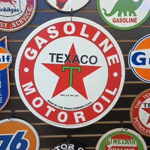 24&quot; Texaco Gas Tin Sign Gas and Oil Mancave Automotive Wall Decor Diesel Mechanic Gifts Petro Garage Decor for Men Gas Station Decorations