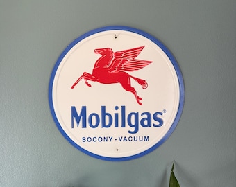 Mobil Pegasus Logo Vinyl Decal Sticker - *multiple Sizes* - **free