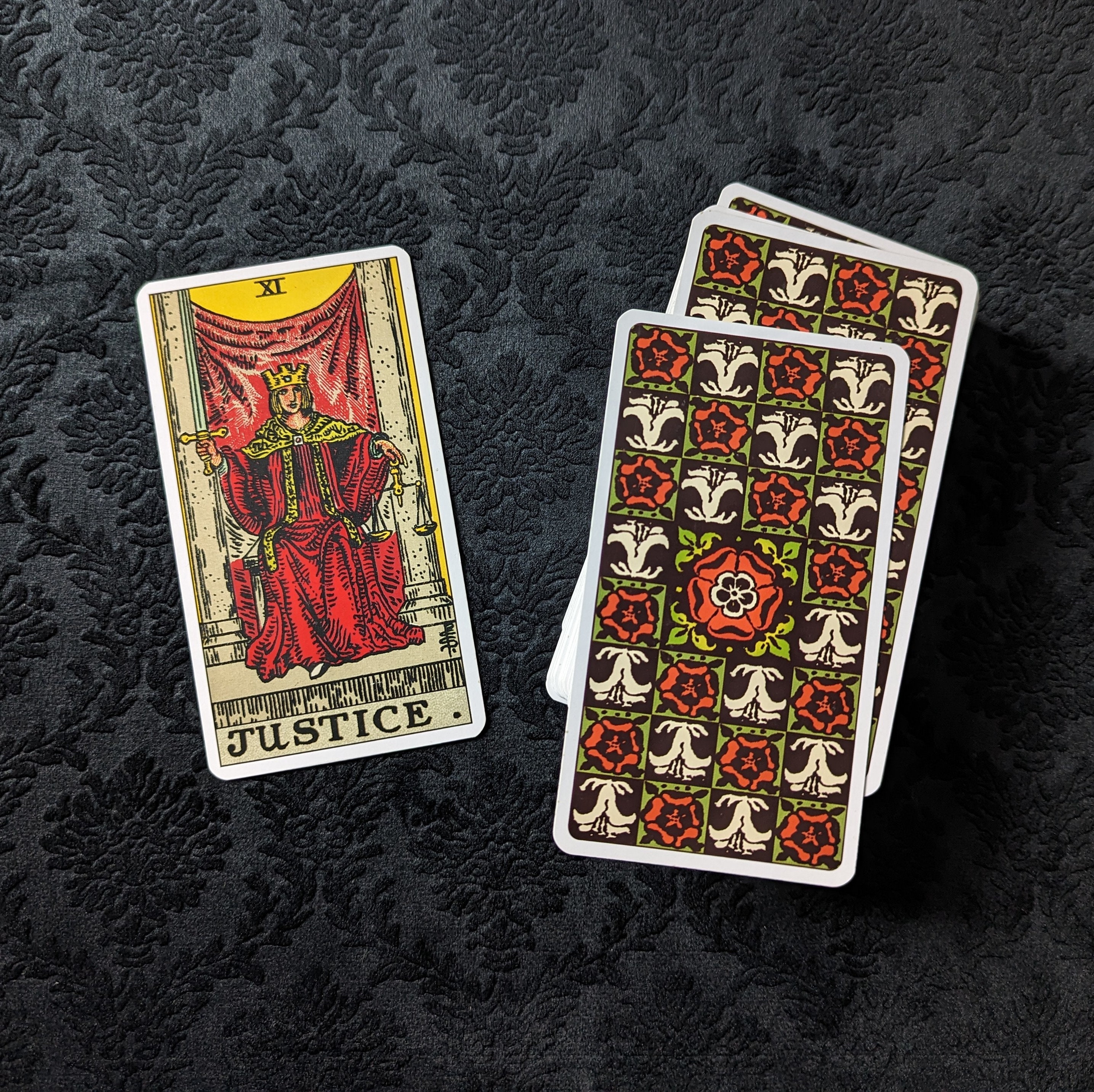 絶版　The Answer Is Simple Oracle Cards The Answer Is Simple Oracle Cards by Sonia Choquette: 62-Card Deck