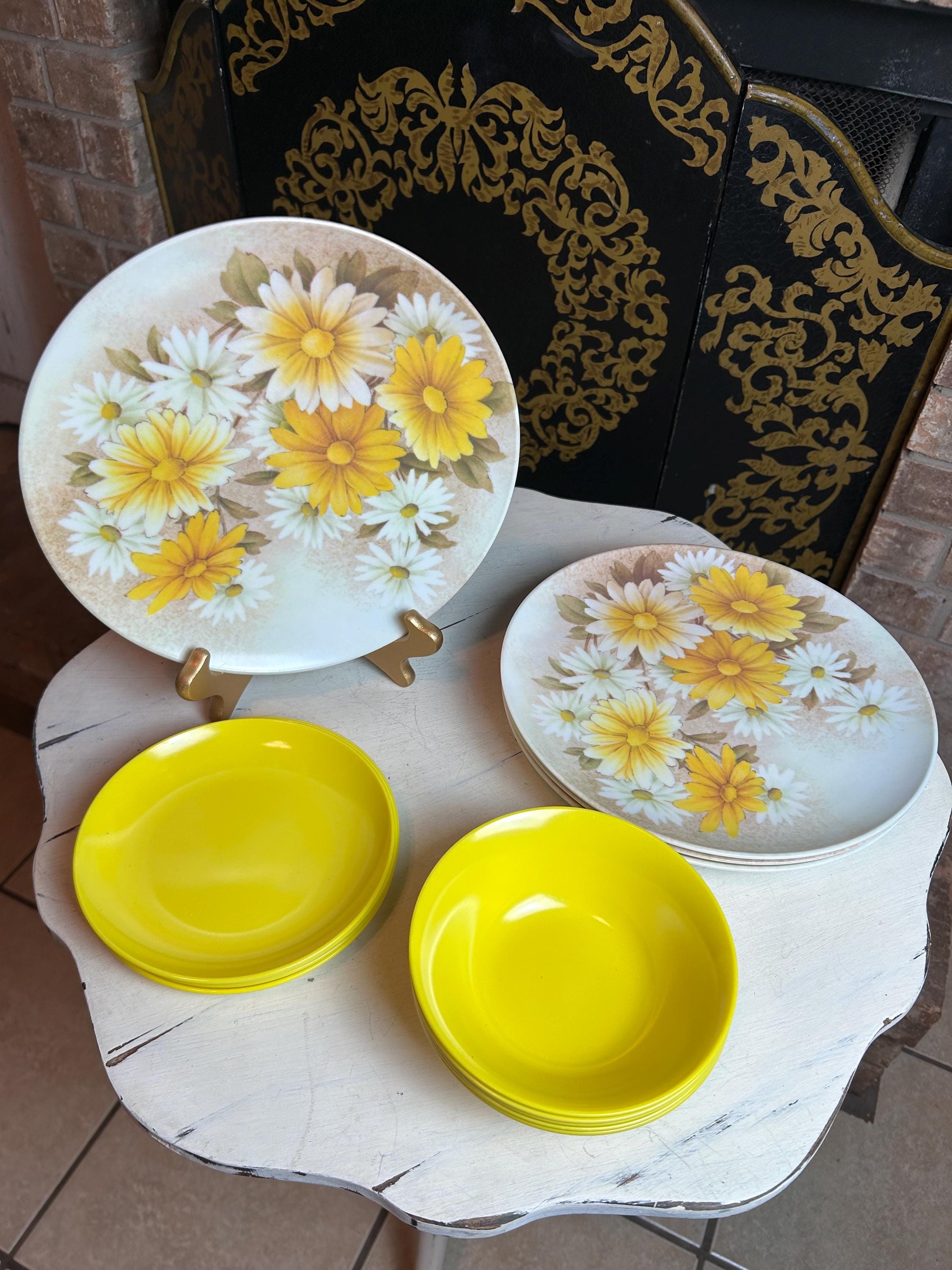 Vintage Yellow Daisy Texas Ware 20 Piece Set Melmac Melamine | 5