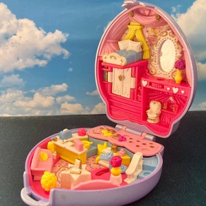 Beautiful Vintage Polly Pocket Super Star Hair Pearly Purple Heart