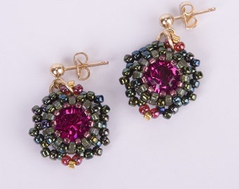 14K Gold Filled Stud Earrings with Fuchsia Swarovski Crystal Stone and Dark Green Seed Beads. Round Beadwoven Crystal Earrings. S104