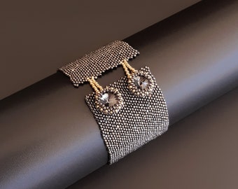 Sparkling Antique Silver Bracelet with Black Diamond Swarovski Crystal Beaded Buttons. Textured Dark Pewter Cuff, Crystal Rivoli Clasps S482