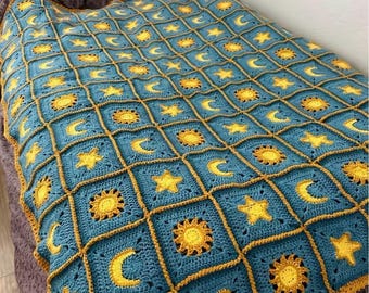 Coperta celeste all'uncinetto per neonati / Decorazione per cameretta con sole, luna e stelle