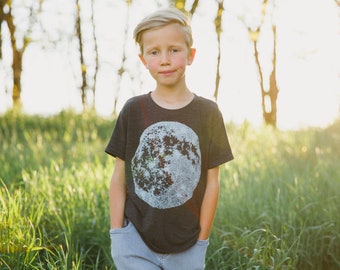 Pleine lune astronomie système solaire T-shirt enfant noir, sérigraphié à la main fabriqué aux États-Unis, cadeaux vêtements pour enfants, fournitures Blackbirds