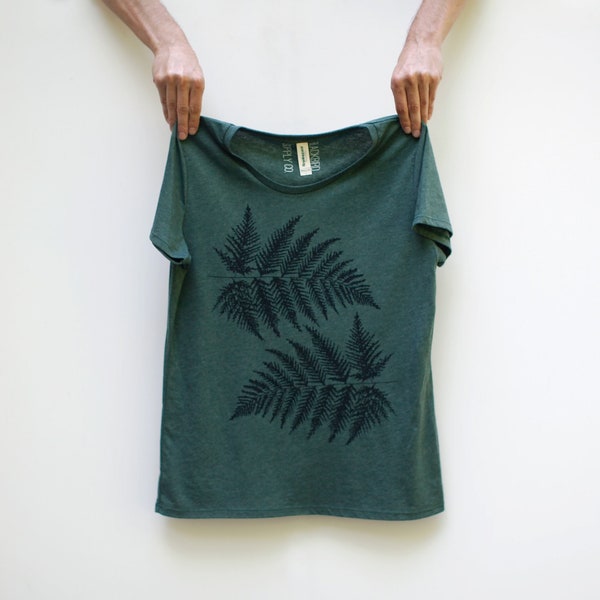 Eco-Friendly Fern Leaf Screen Print T-shirt Forest Green, Spring Style for Women, Hand-printed Botanical Clothing