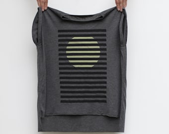 Women's Yoga Clothing Gift, Minimalist Striped Rising Sun Muscle Tee, Modern Bauhaus Inspired Nature Screen Print Shirt