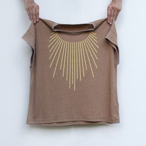 Sun Salutation Loose Fit Jersey Knit Boxy Top in Camel Brown, Minimalist Modern Mama Gift for Her, Relaxed Fit Women's Flowy Yoga Shirt