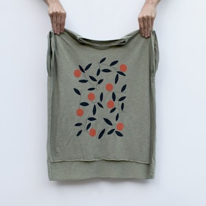 Women's Loose Fit Flowy Top, Handmade Mama Gift for Her, Mandarin Orange Tree Screen Print T-shirt, Foodie Shirt