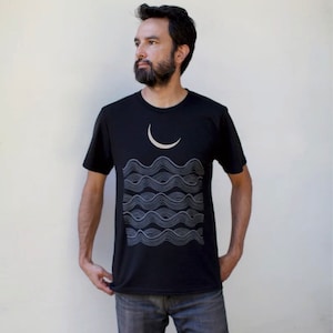 Full Fathoms Nautical T-shirt in BLACK, Ocean Waves and Crescent Moon Screenprint Graphic Tee Shirt image 5
