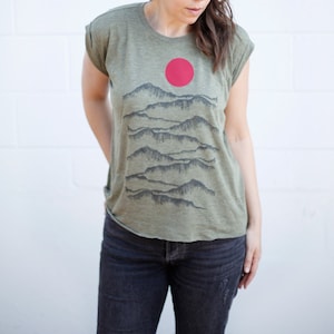 Loose Fit Flowy Womens Desert Shirt Sage Green, Womens Clothing Gift for Her, Mountain Print, Boxy Muscle Tee, Badlands Graphic Tee image 5
