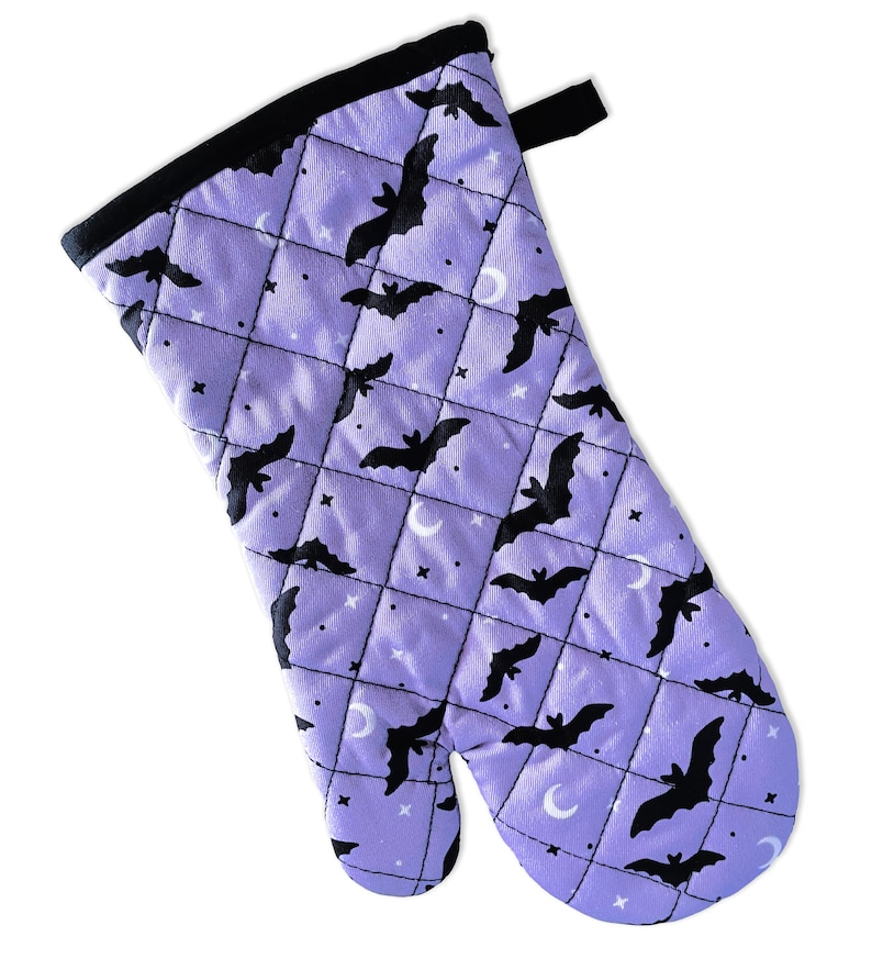 emandsprout Bat Oven Mitt