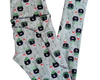 Cauldron Potion Leggings with Pockets - Sizes S to 3X