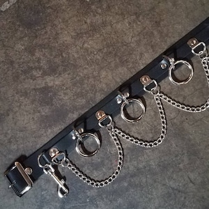 Belt with chains and rings clearance