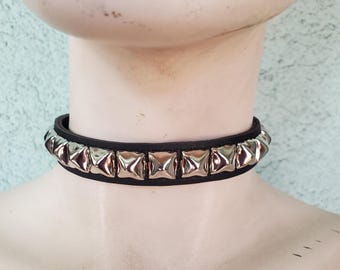 Black Vegan Choker with A Single Row of Pyramid Studs