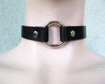 Black Leather Bondage  Collar Choker w/ One Capture Ring