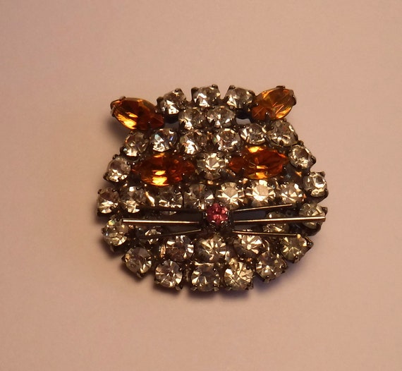 Rhinestone Cat Face Brooch Costume Jewelry Pin So… - image 3
